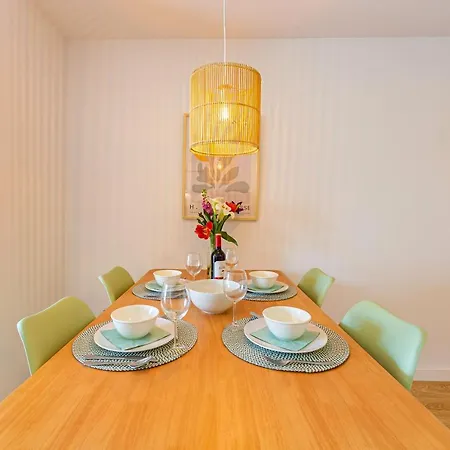 Ventura- Centric, Pool, Wifi And Parking Apartment