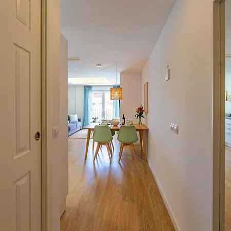 Apartment Ventura- Centric, Pool, Wifi And Parking *